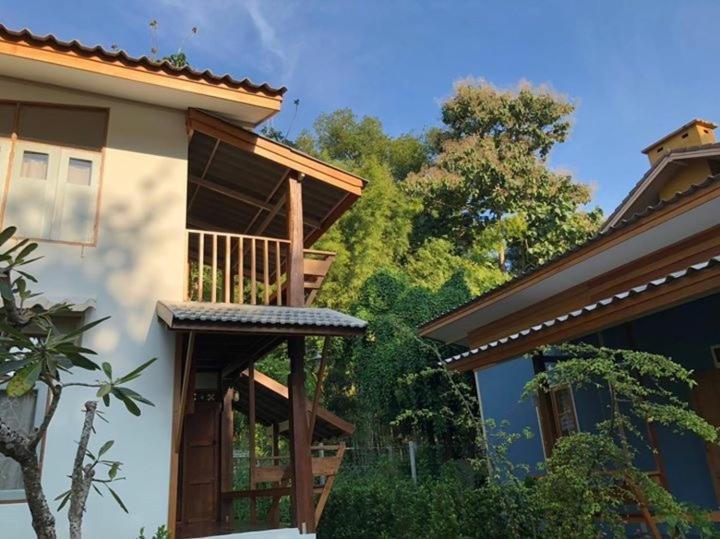 Paiyannoi Guesthome Chiang Mai Buitenkant foto