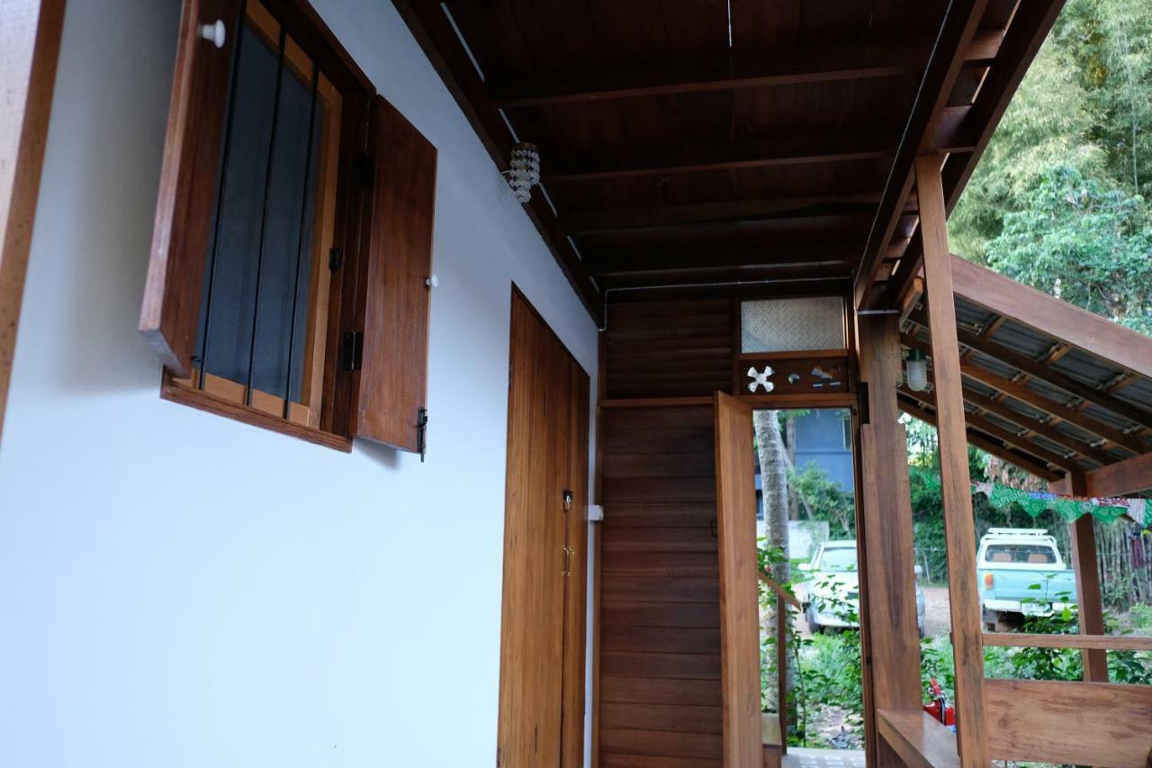 Paiyannoi Guesthome Chiang Mai Buitenkant foto